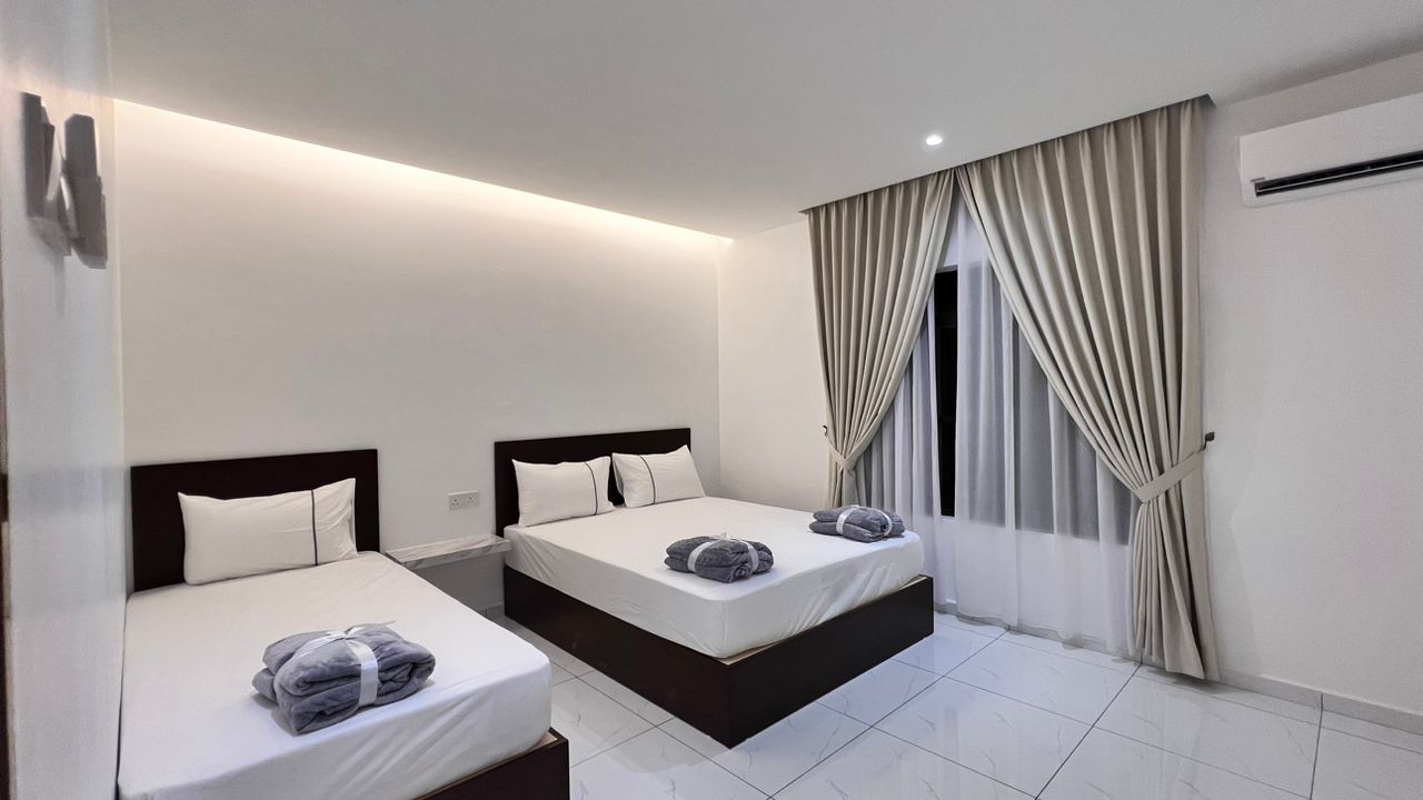 AFamosa Resort, Villa Private pool Homestay