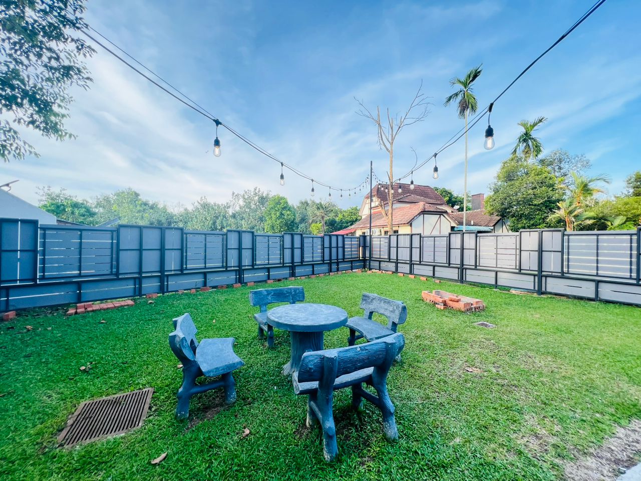 Fong Homestay private homestay with swimming pool at A'Famosa Resort, Melaka