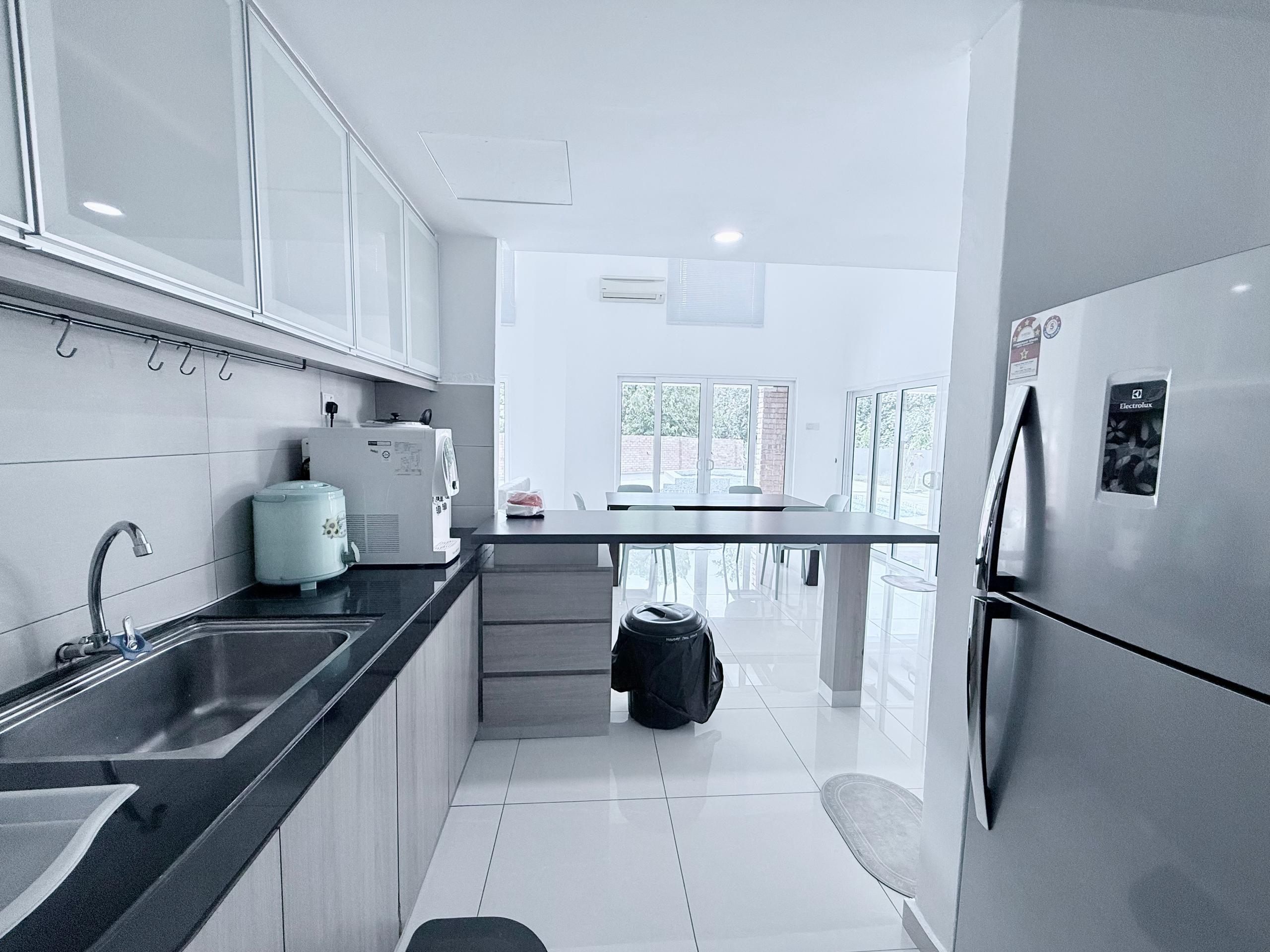 Fong Homestay private homestay with swimming pool at A'Famosa Resort, Melaka