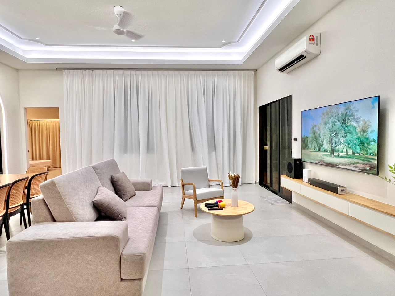 Fong Homestay private homestay with swimming pool at A'Famosa Resort, Melaka