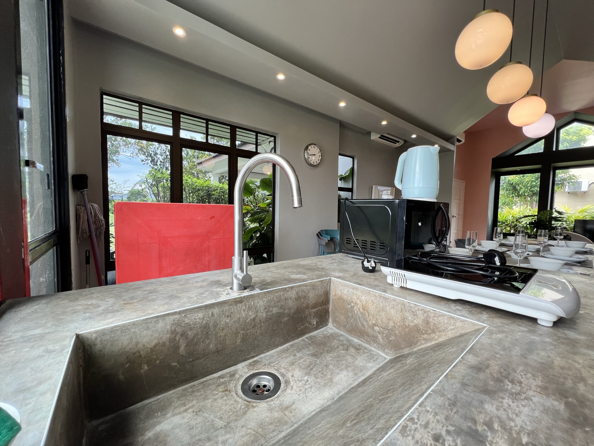 Fong Homestay private homestay with swimming pool at A'Famosa Resort, Melaka