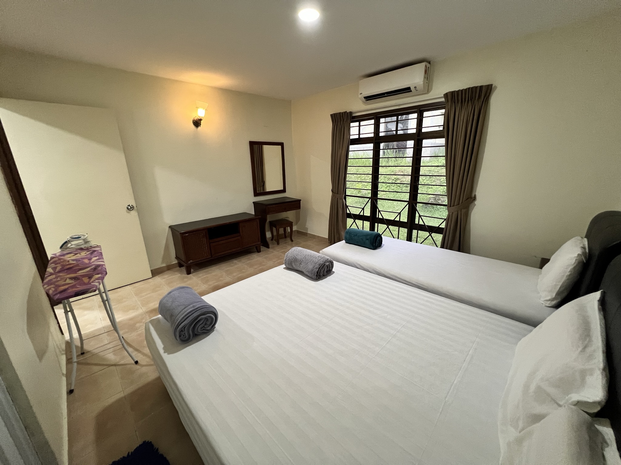 Fong Homestay private homestay with swimming pool at A'Famosa Resort, Melaka