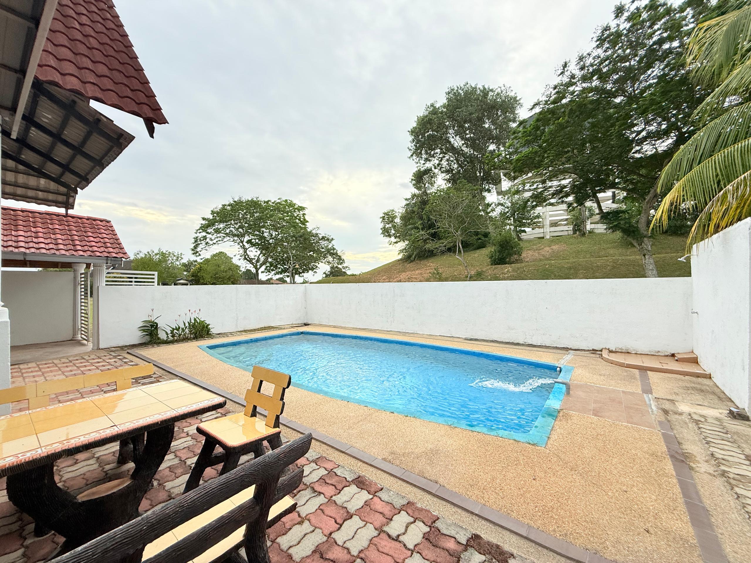 Fong Homestay private homestay with swimming pool at A'Famosa Resort, Melaka