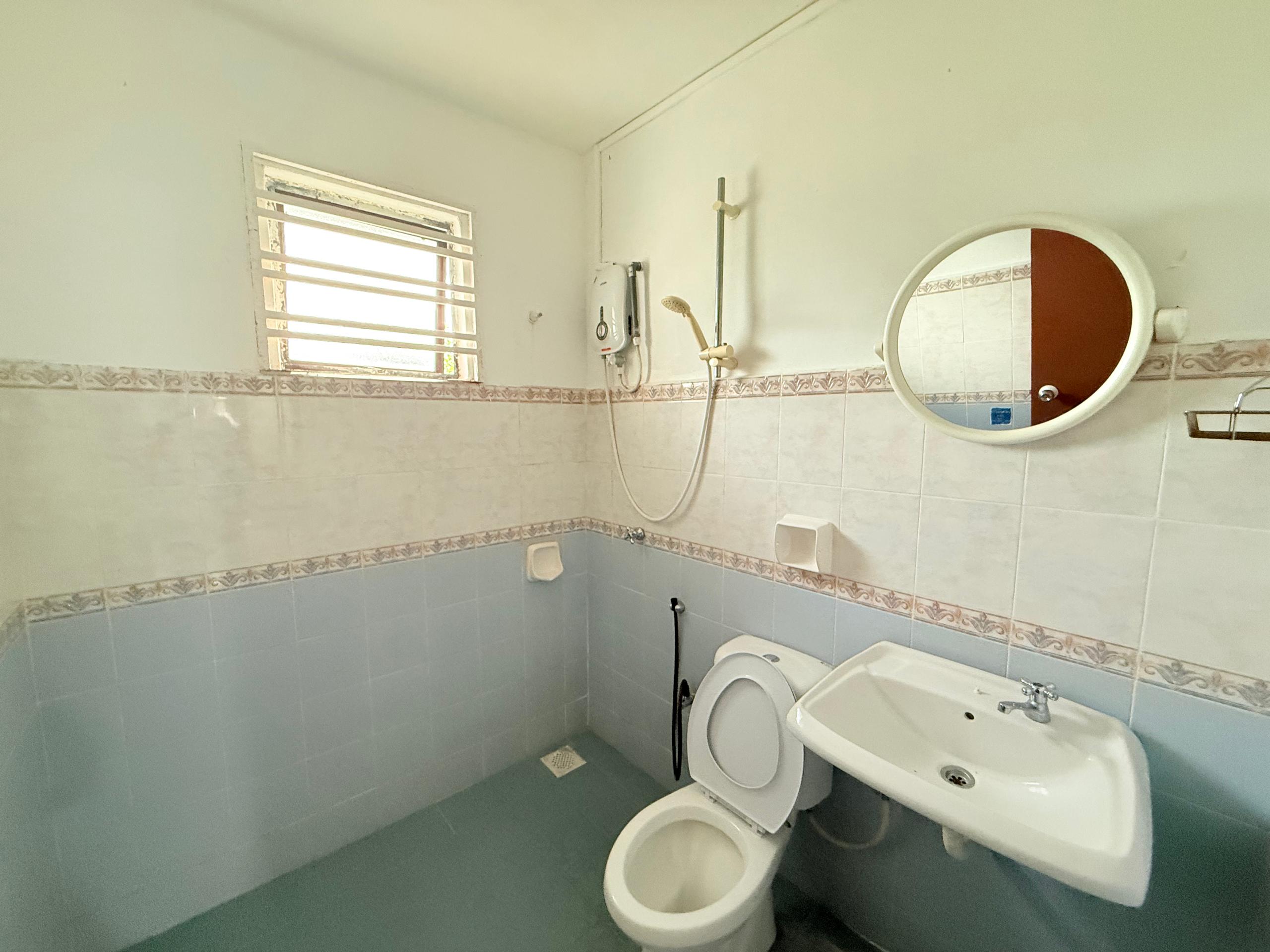 Fong Homestay private homestay with swimming pool at A'Famosa Resort, Melaka