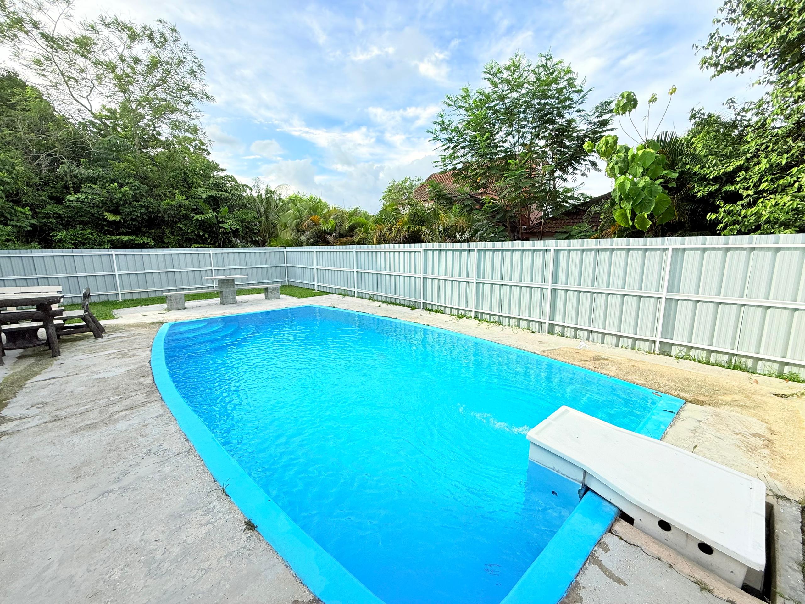 Fong Homestay private homestay with swimming pool at A'Famosa Resort, Melaka