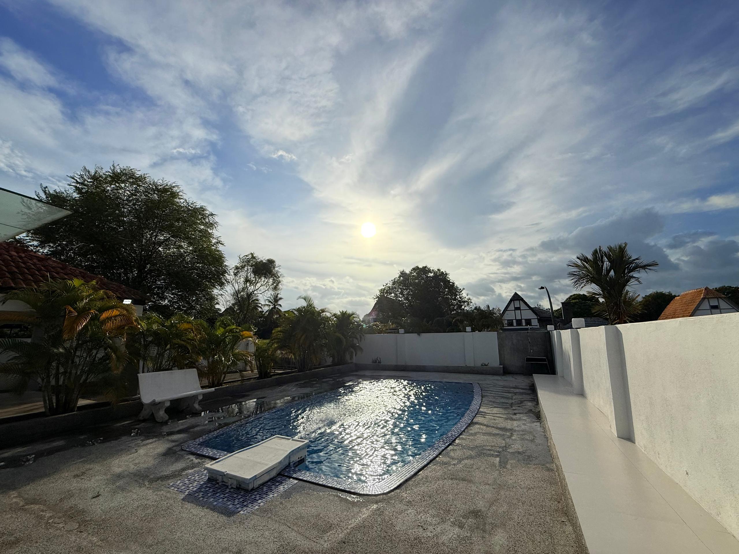 Fong Homestay private homestay with swimming pool at A'Famosa Resort, Melaka