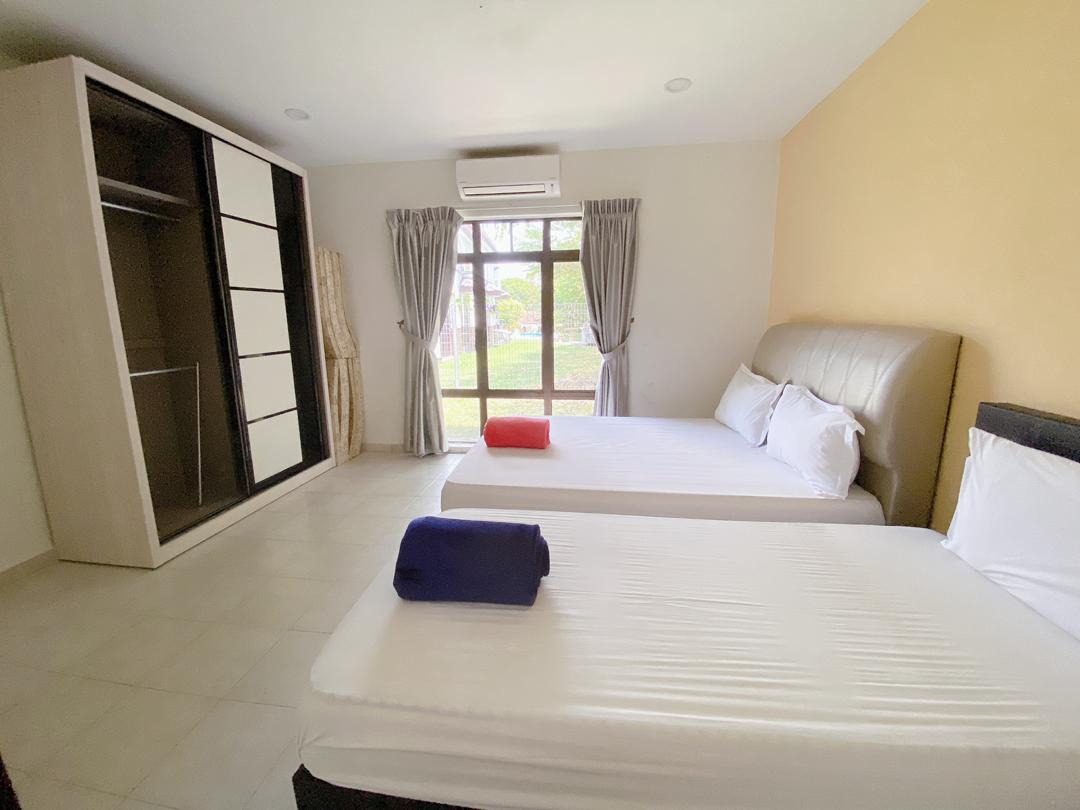 Fong Homestay private homestay with swimming pool at A'Famosa Resort, Melaka