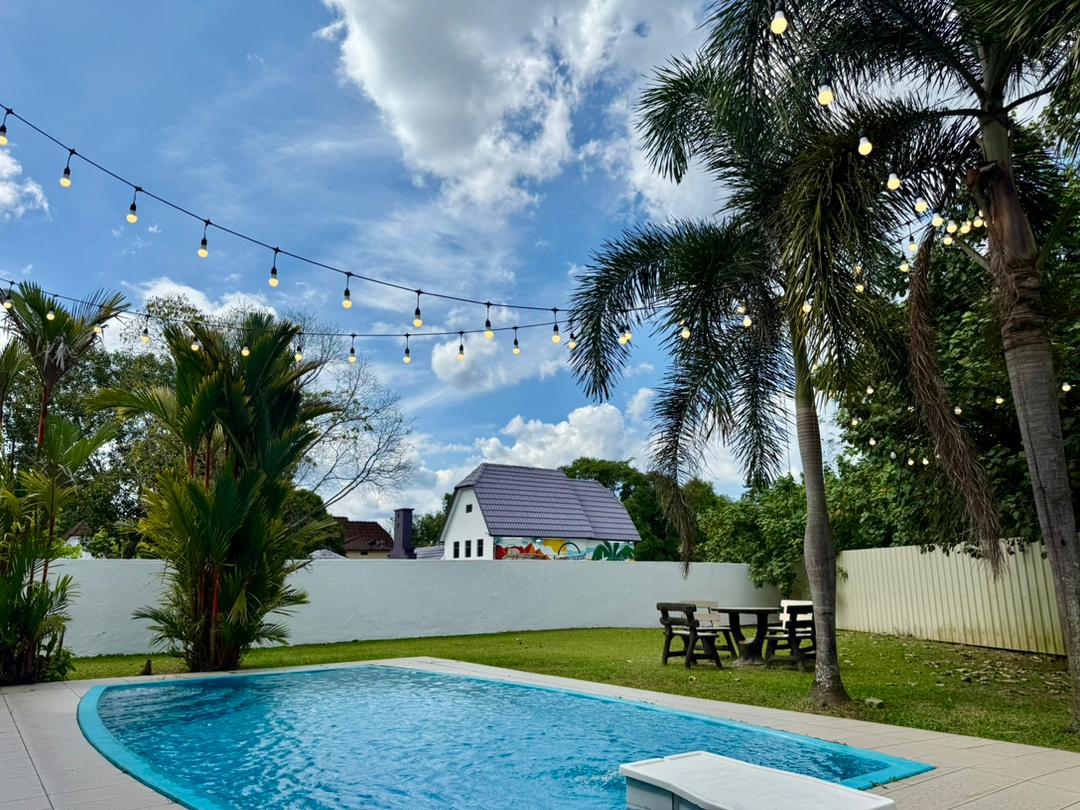 Fong Homestay private homestay with swimming pool at A'Famosa Resort, Melaka