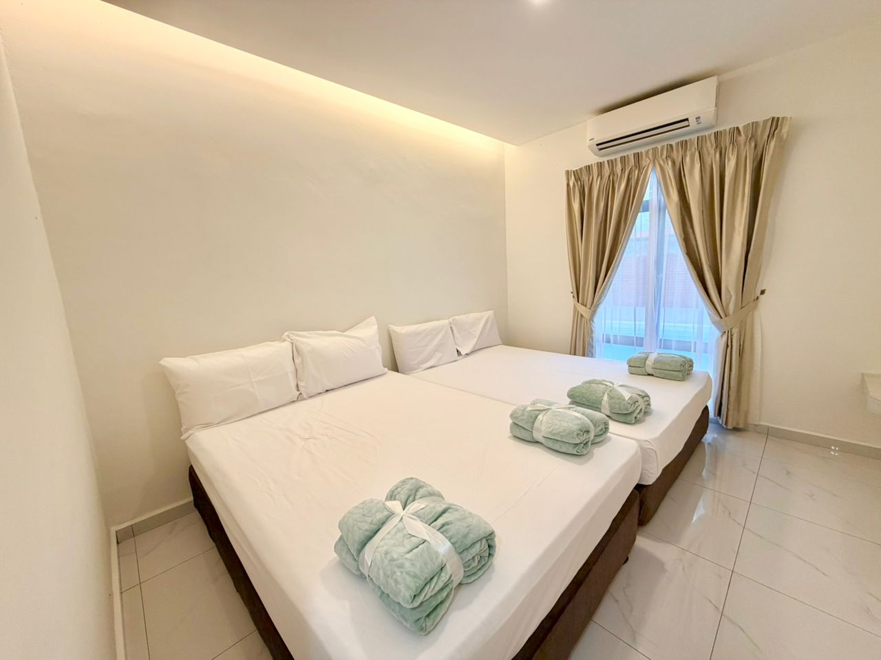 Fong Homestay private homestay with swimming pool at A'Famosa Resort, Melaka