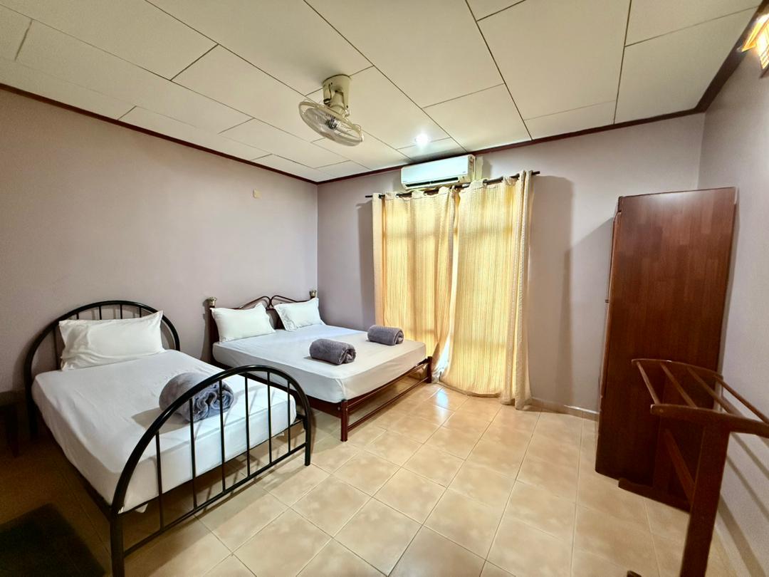 Fong Homestay private homestay with swimming pool at A'Famosa Resort, Melaka