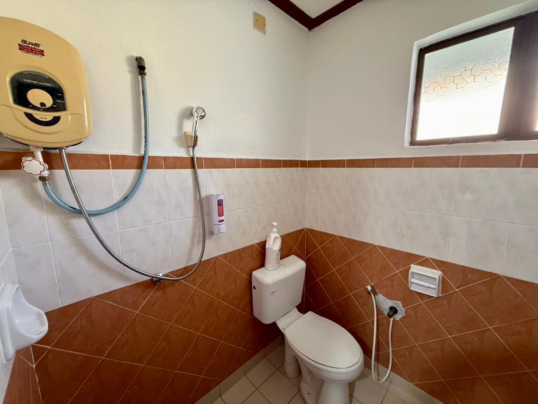 Fong Homestay private homestay with swimming pool at A'Famosa Resort, Melaka