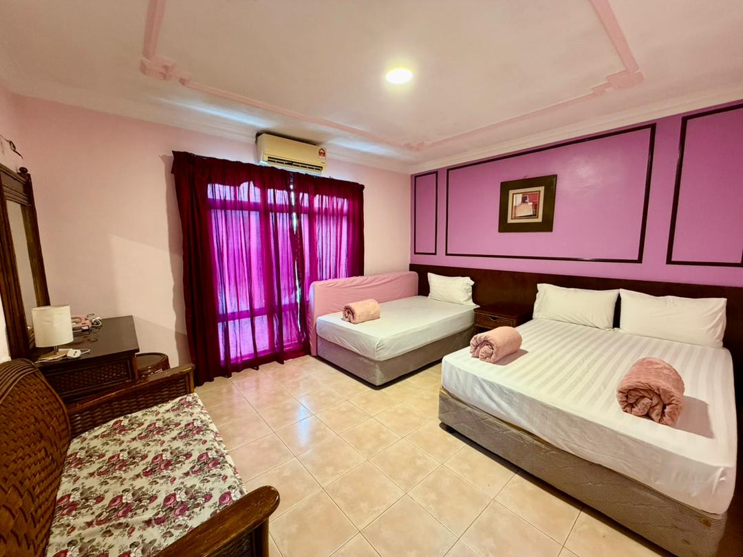 AFamosa Resort, Villa Private pool Homestay