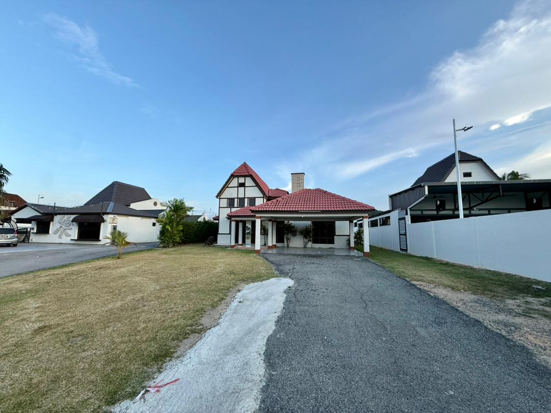 AFamosa Resort, Villa Private pool Homestay