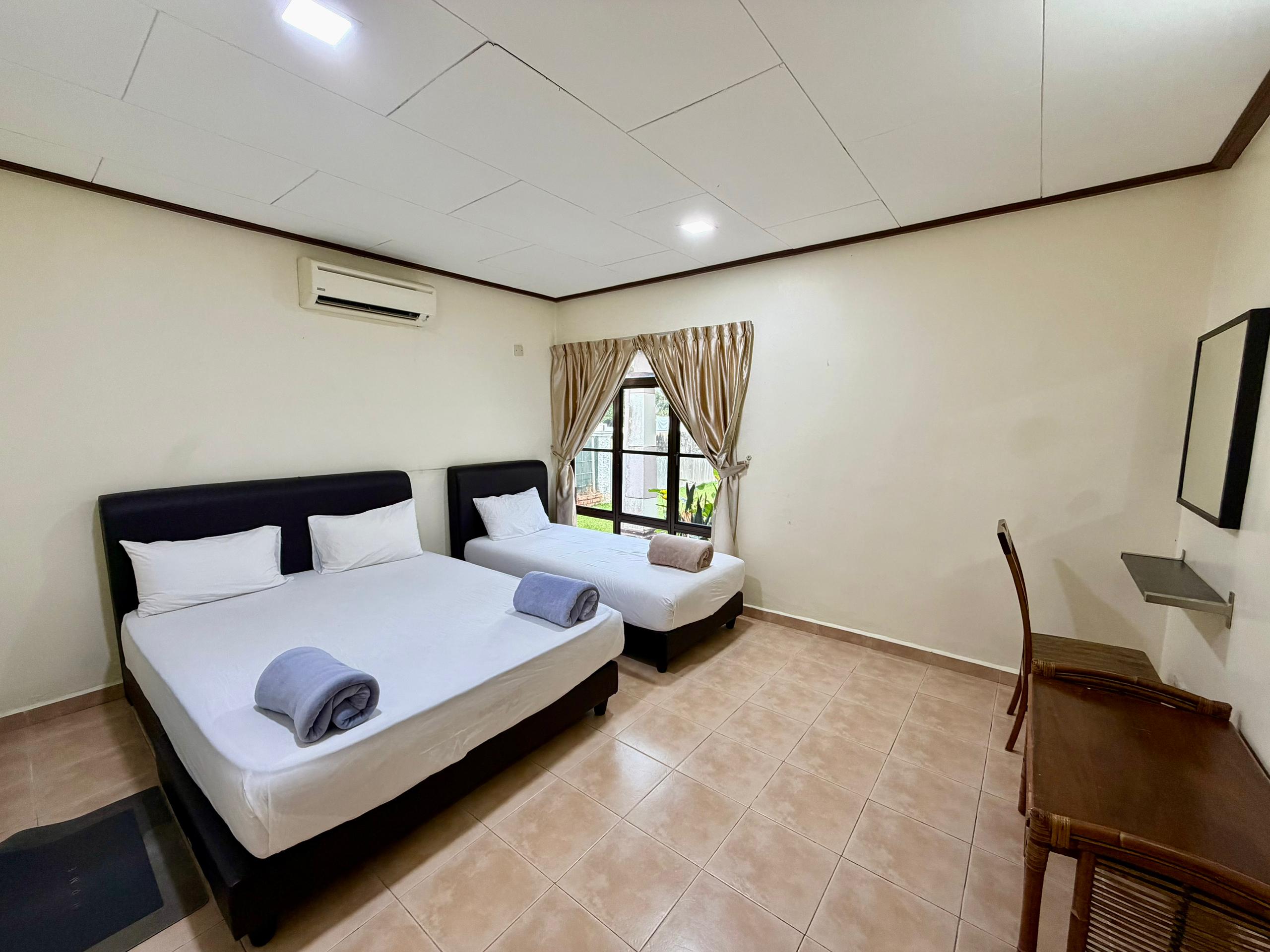 AFamosa Resort, Villa Private pool Homestay