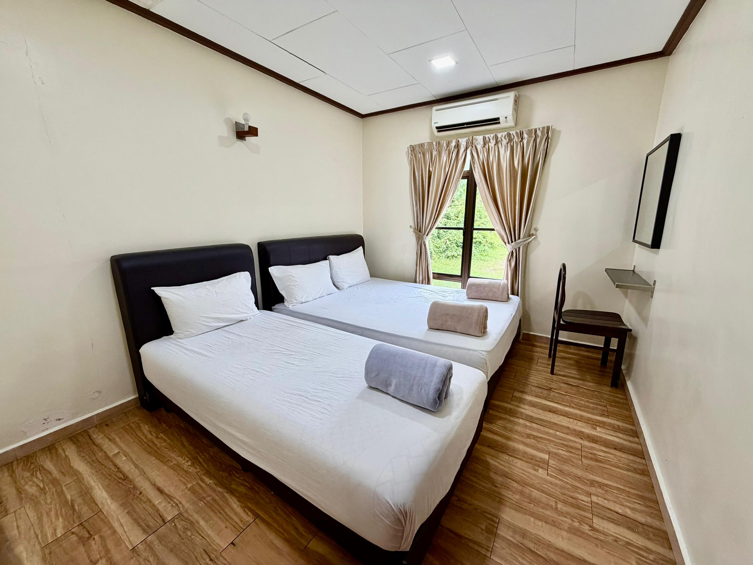 AFamosa Resort, Villa Private pool Homestay