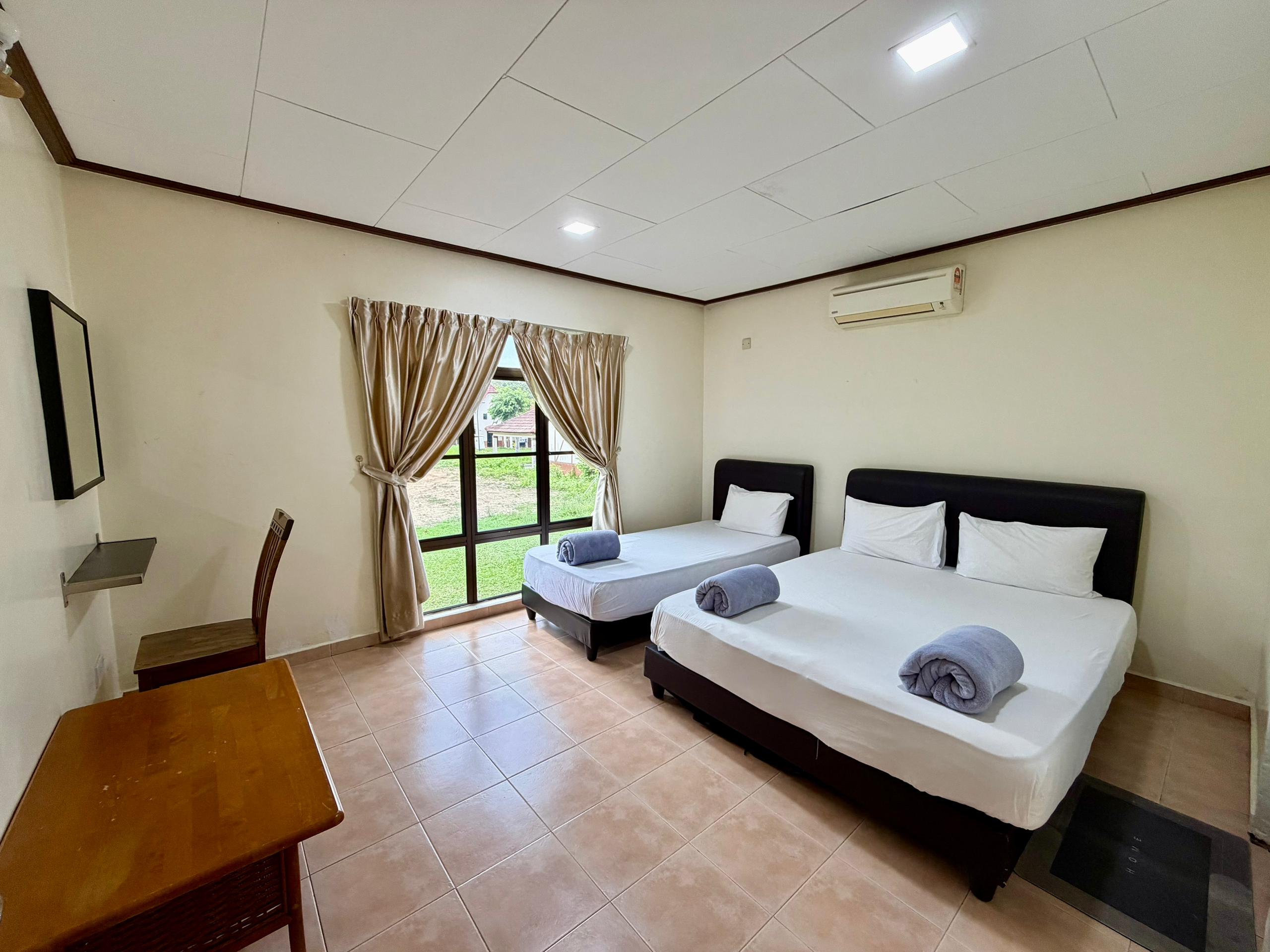 AFamosa Resort, Villa Private pool Homestay